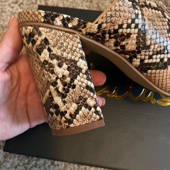 Lulus Vegan Leather Animal Print Mules Hee… - Picture 5 of 6